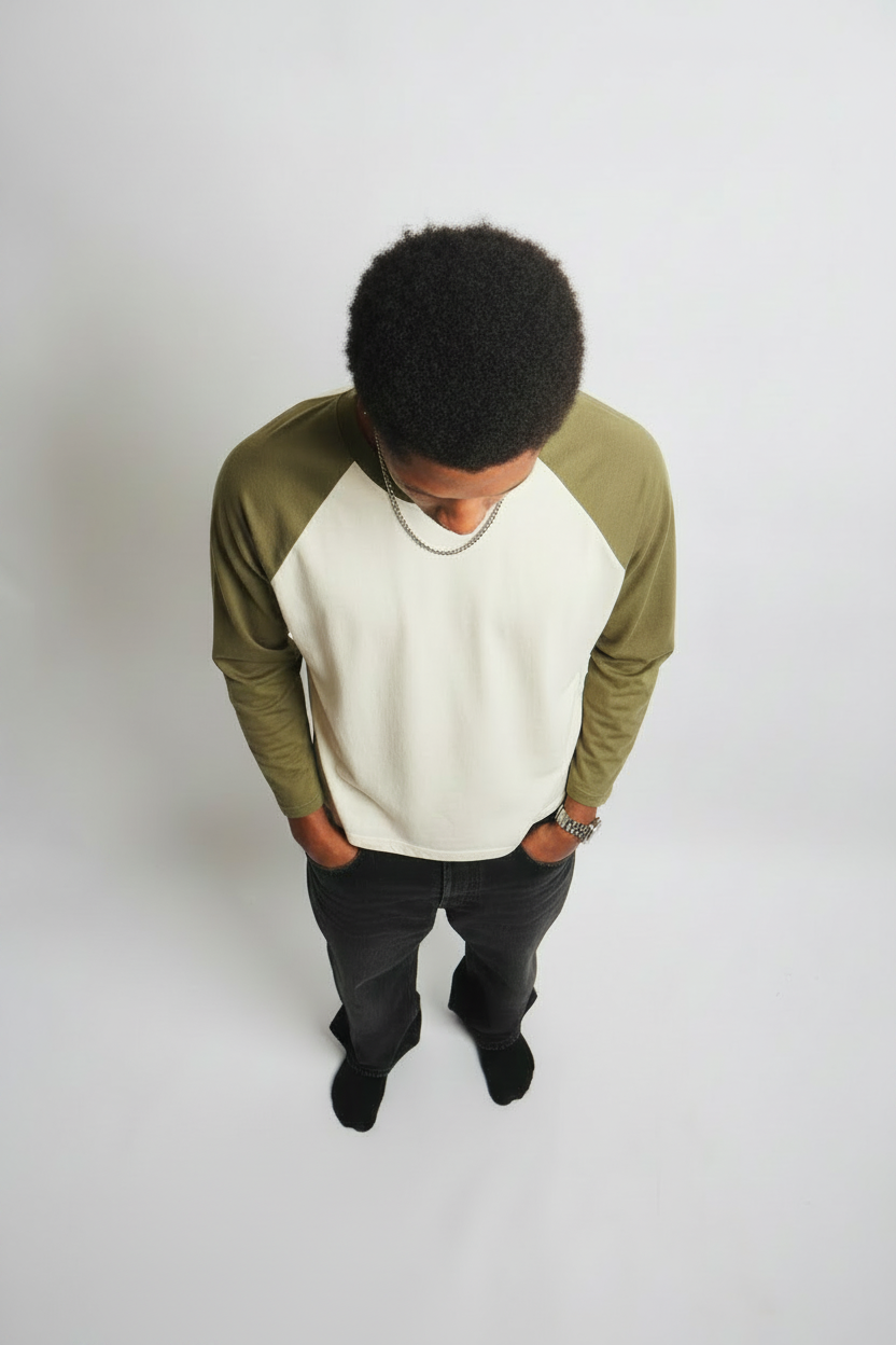 Long-sleeve Raglan t-shirt