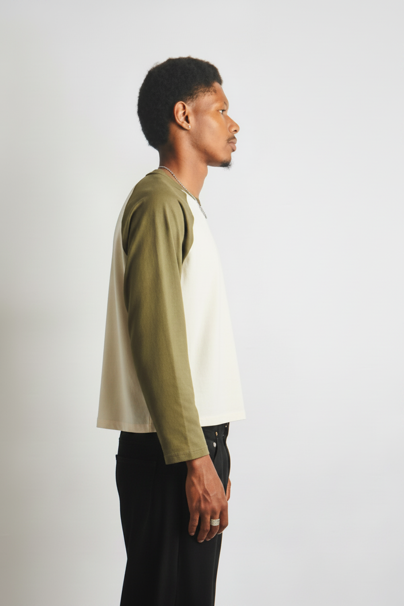 Long-sleeve Raglan t-shirt