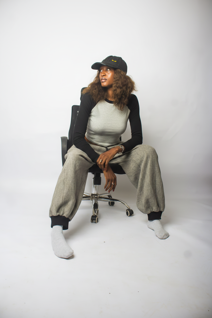 Raglan crop top and baggy pants set
